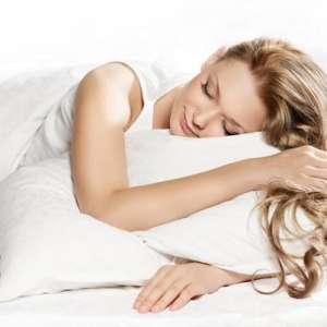 مراقبت از مو در خواب